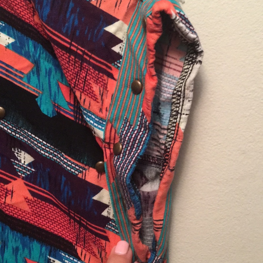 Aztec Style Plus Size Top - Picture 3 of 3
